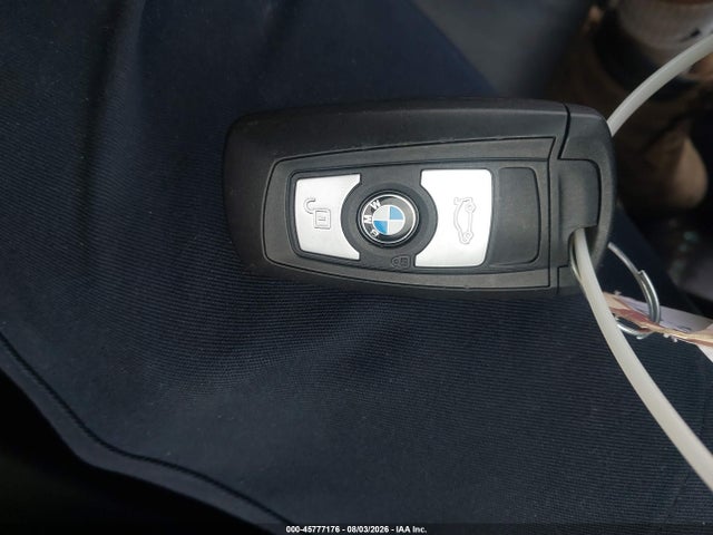 2015 Bmw 328i Xdrive მანქანა იყიდება აუქციონზე, vin: WBA3B5C57FP654387, აუქციონის ნომერი: 45777176
