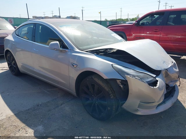 Auction sale of the 2018 Tesla Model 3 Long Range/mid Range, vin: 5YJ3E1EA8JF014317, lot number: 45777180