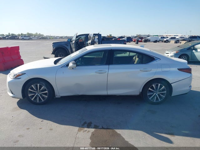 45777189 :رقم المزاد ، 58ABZ1B18KU008681 vin ، 2019 Lexus Es 350 مزاد بيع