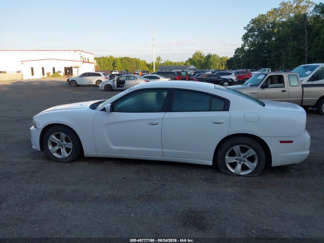 45777190 :رقم المزاد ، 2C3CDXBG5EH129170 vin ، 2014 Dodge Charger Se مزاد بيع