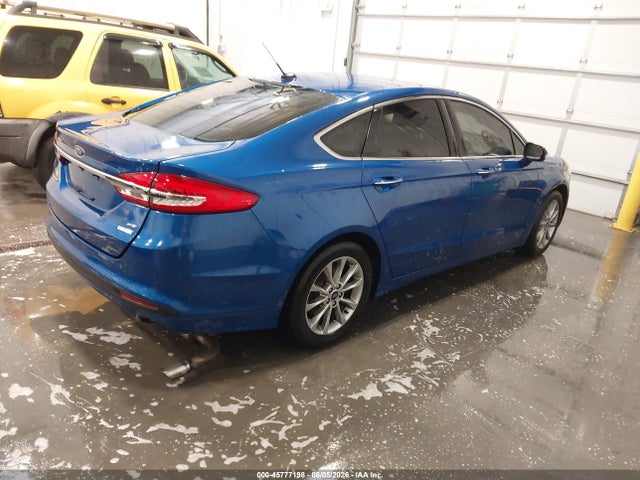 3FA6P0HD0HR156229 Ford FUSION SE