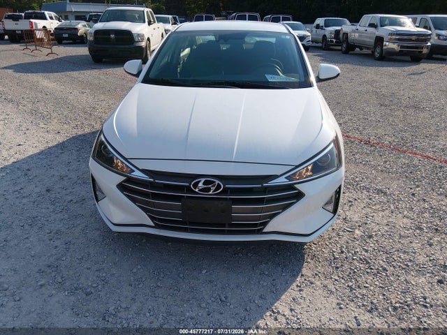 2020 Hyundai Elantra Se მანქანა იყიდება აუქციონზე, vin: 5NPD74LF6LH610805, აუქციონის ნომერი: 45777217