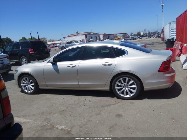 YV1A22MK0H1016172 Volvo S90 T6 Momentum