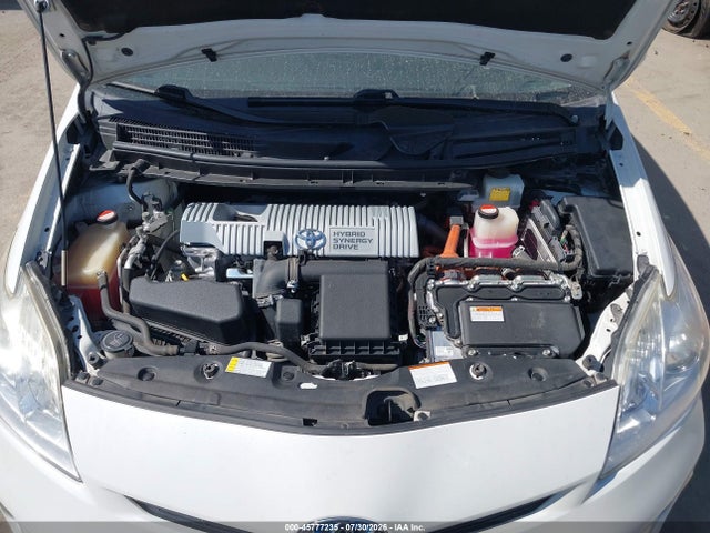JTDKN3DU9F1961238 Toyota Prius Three
