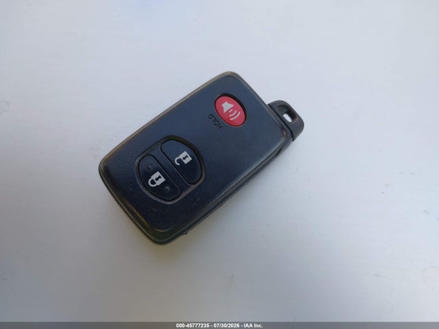JTDKN3DU9F1961238 Toyota Prius Three