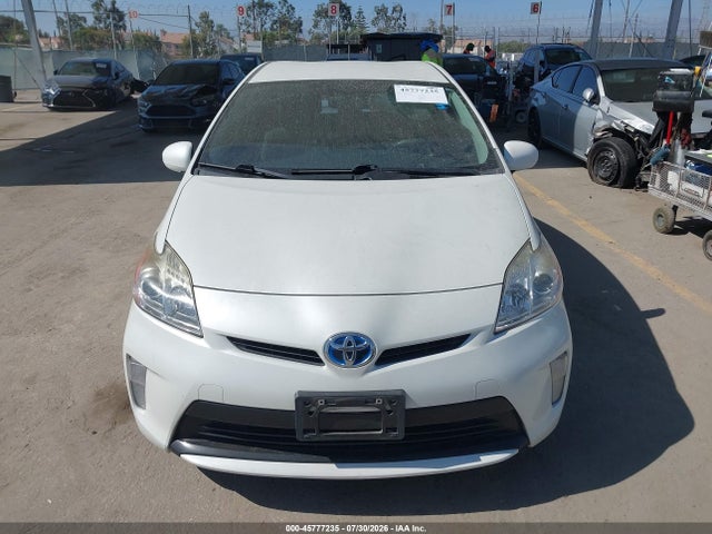 JTDKN3DU9F1961238 Toyota Prius Three