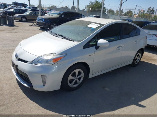 JTDKN3DU9F1961238 Toyota Prius Three