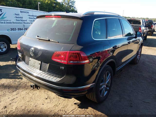 2015 Volkswagen Touareg V6 Lux მანქანა იყიდება აუქციონზე, vin: WVGEF9BPXFD006811, აუქციონის ნომერი: 45777295