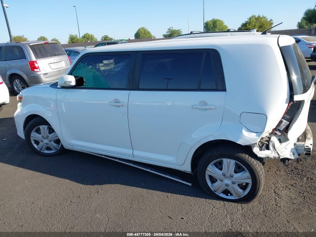 Scion XB 2015 JTLZE4FEXFJ066792 Image 15