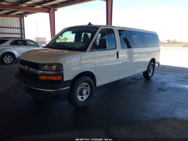Chevrolet Express 3500 Lt 2017 1GAZGPFF9H1272987 Image 2