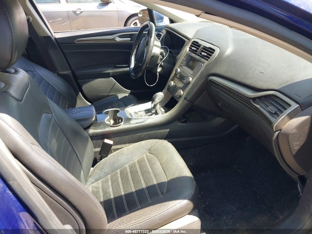 1FA6P0HD7F5131490 Ford FUSION SE