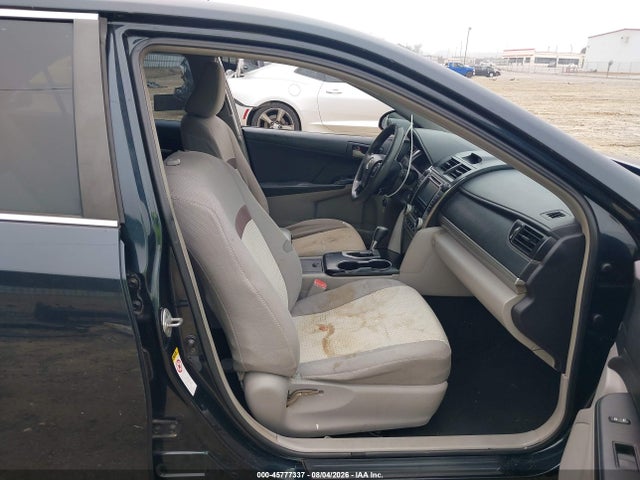 45777337 :رقم المزاد ، 4T4BF1FK2CR253289 vin ، 2012 Toyota Camry Le مزاد بيع