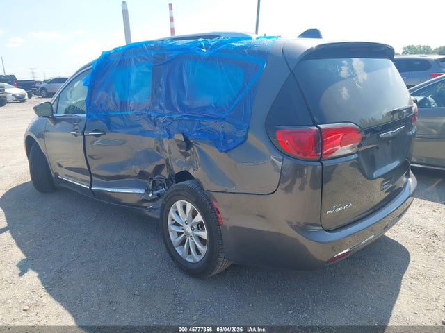 2019 Chrysler Pacifica Touring L მანქანა იყიდება აუქციონზე, vin: 2C4RC1BG2KR626897, აუქციონის ნომერი: 45777356