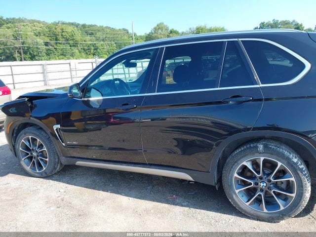 Продаж на аукціоні авто 2017 Bmw X5 Xdrive35i, vin: 5UXKR0C33H0X82356, номер лоту: 45777372