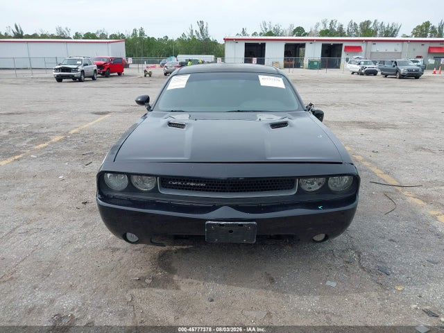 2013 Dodge Challenger Sxt მანქანა იყიდება აუქციონზე, vin: 2C3CDYAG1DH615884, აუქციონის ნომერი: 45777378