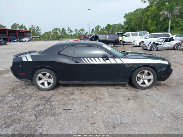 2013 Dodge Challenger Sxt მანქანა იყიდება აუქციონზე, vin: 2C3CDYAG1DH615884, აუქციონის ნომერი: 45777378