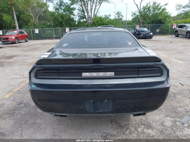 2013 Dodge Challenger Sxt მანქანა იყიდება აუქციონზე, vin: 2C3CDYAG1DH615884, აუქციონის ნომერი: 45777378