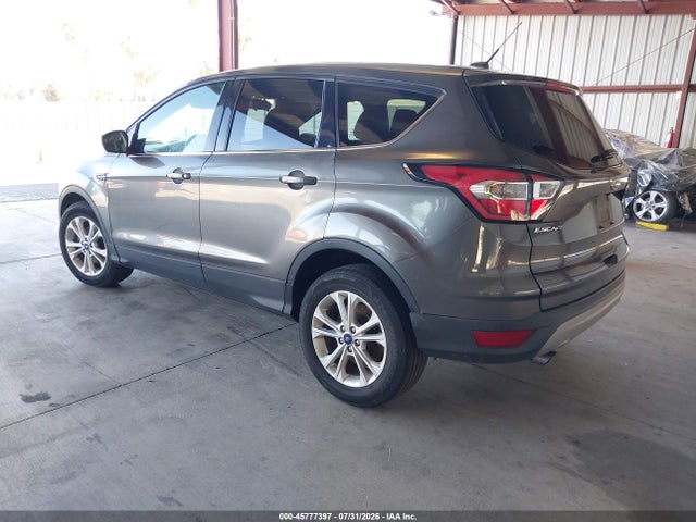 1FMCU0GD4HUB81775 Ford ESCAPE SE