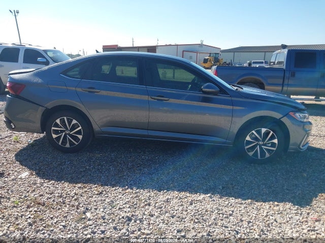 Продажа на аукционе авто 2025 Volkswagen Jetta 1.5t S, vin: 3VW5X7BU7SM102600, номер лота: 45777410