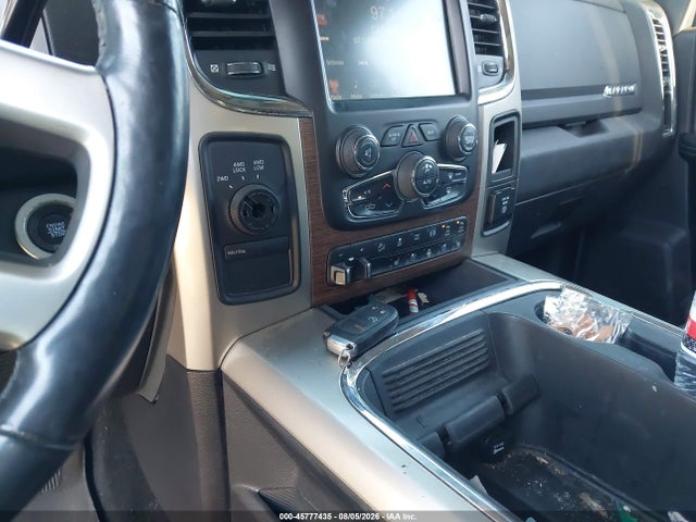 3C6UR5FL9HG606675 RAM 2500 Laramie 4x4 6&#039;4 Box