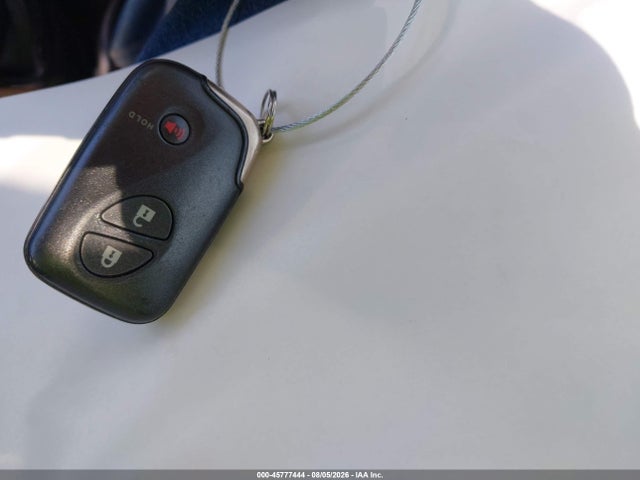 Lexus CT 200H 2014 JTHKD5BH1E2191970 Image 11
