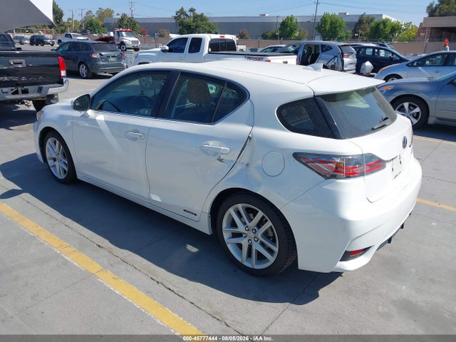 Lexus CT 200H 2014 JTHKD5BH1E2191970 Image 3