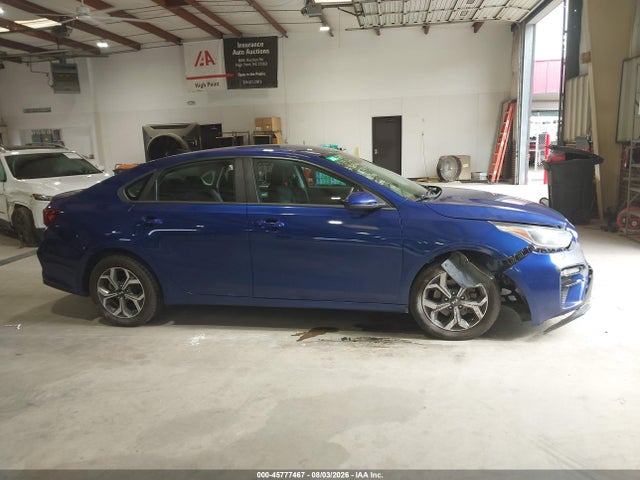 Продажа на аукционе авто 2019 Kia Forte Lxs, vin: 3KPF24AD6KE027484, номер лота: 45777467