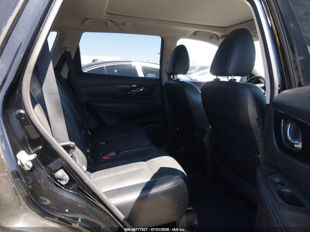 JN8AT2MT7JW467737 Nissan Rogue Sl