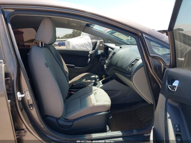 2015 Kia Forte Lx მანქანა იყიდება აუქციონზე, vin: KNAFX4A69F5333015, აუქციონის ნომერი: 45777533