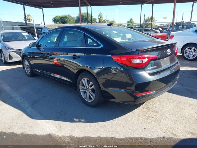 Hyundai SONATA SE 2016 5NPE24AFXGH398230 Image 3