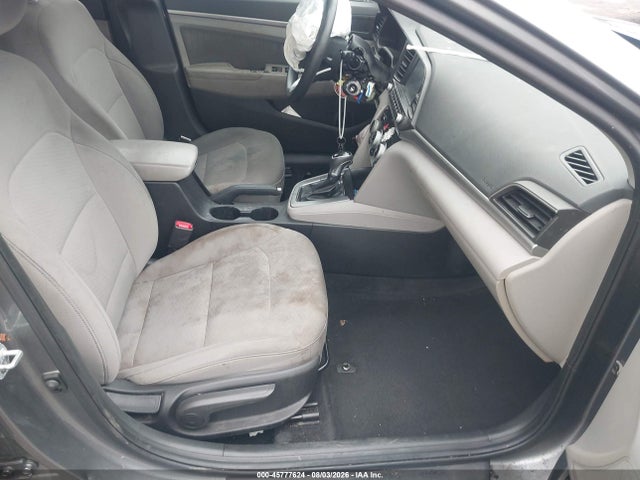 2019 Hyundai Elantra Sel მანქანა იყიდება აუქციონზე, vin: 5NPD84LF9KH421822, აუქციონის ნომერი: 45777624