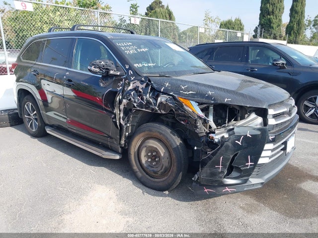 2018 Toyota Highlander Xle მანქანა იყიდება აუქციონზე, vin: 5TDJZRFH1JS845370, აუქციონის ნომერი: 45777639