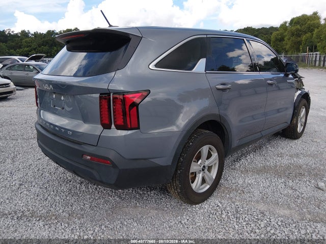 KIA SORENTO LX 2022 5XYRGDLC3NG123521 Image 4