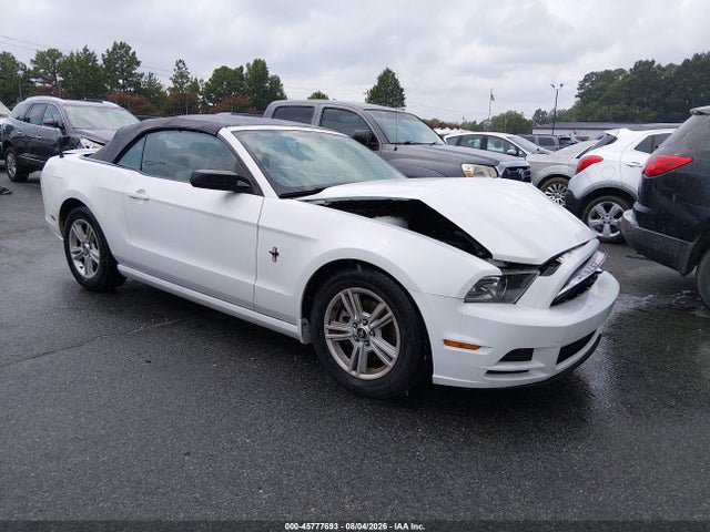 2014 Ford Mustang V6 მანქანა იყიდება აუქციონზე, vin: 1ZVBP8EM5E5293173, აუქციონის ნომერი: 45777693