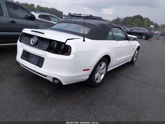 2014 Ford Mustang V6 მანქანა იყიდება აუქციონზე, vin: 1ZVBP8EM5E5293173, აუქციონის ნომერი: 45777693