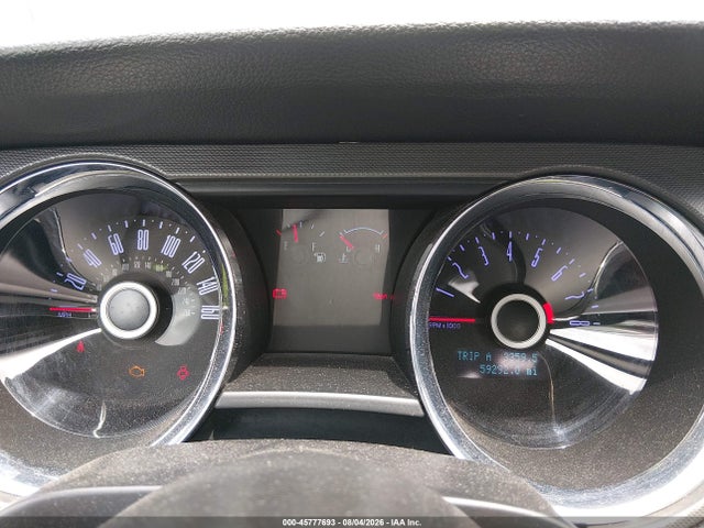 2014 Ford Mustang V6 მანქანა იყიდება აუქციონზე, vin: 1ZVBP8EM5E5293173, აუქციონის ნომერი: 45777693