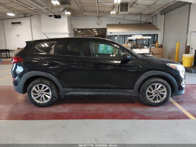 Hyundai TUCSON SE 2018 KM8J2CA49JU656141 Image 13