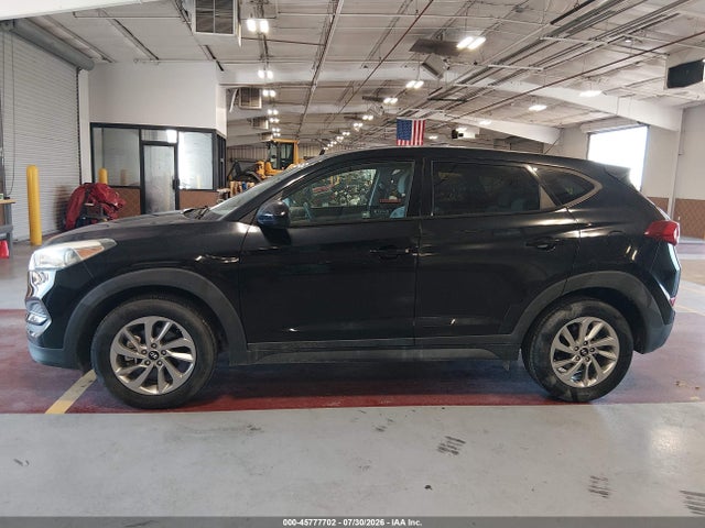Hyundai TUCSON SE 2018 KM8J2CA49JU656141 Image 14