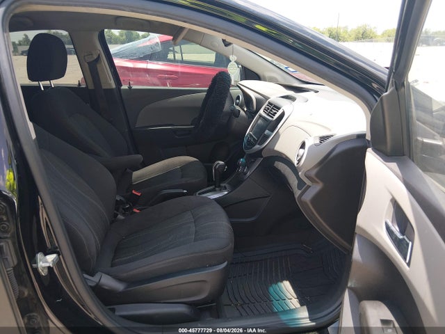 Chevrolet Sonic Lt Auto 2017 1G1JD5SH4H4177253 Image 5