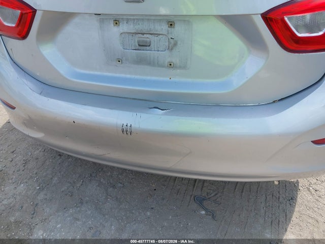 1G1BC5SMXJ7191604 Chevrolet Cruze Ls Auto
