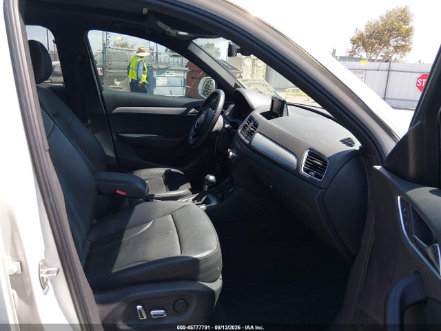 WA1BFCFS4GR013819 Audi Q3 2.0t Premium Plus