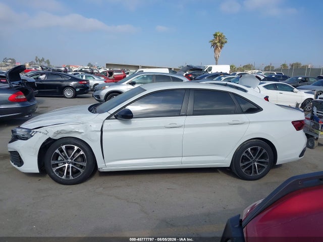 3VWBM7BU2PM037674 Volkswagen Jetta 1.5t Sport