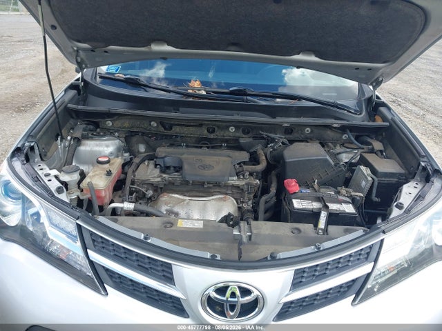 Toyota RAV4 LE 2015 JTMZFREV9FJ059534 Image 10
