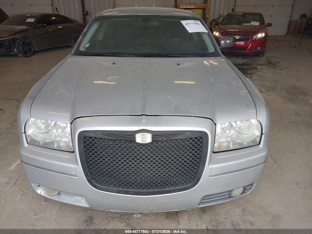 45777802 :رقم المزاد ، 2C3CA5CV8AH233382 vin ، 2010 Chrysler 300 Touring مزاد بيع
