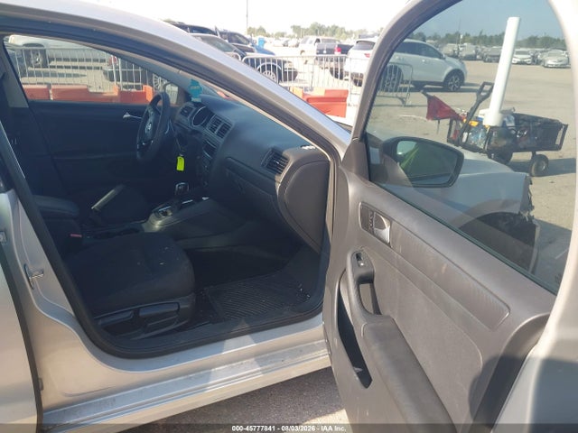 45777841 :رقم المزاد ، 3VW2K7AJ9FM357702 vin ، 2015 Volkswagen Jetta 2.0l S مزاد بيع