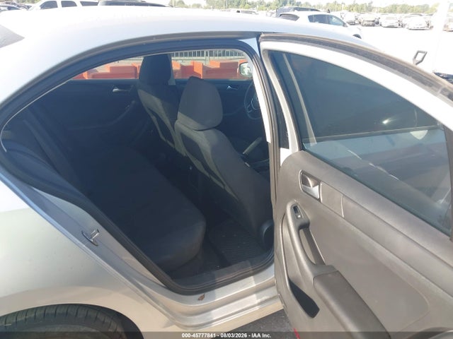 45777841 :رقم المزاد ، 3VW2K7AJ9FM357702 vin ، 2015 Volkswagen Jetta 2.0l S مزاد بيع