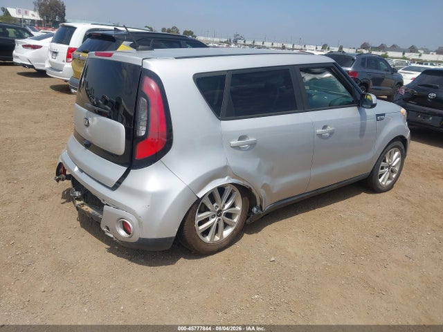 KIA SOUL + 2018 KNDJP3A56J7549786 Image 4