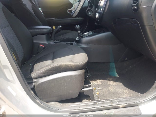 KIA SOUL + 2018 KNDJP3A56J7549786 Image 5