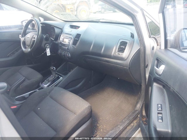 Продажа на аукционе авто 2017 Kia Forte Lx, vin: 3KPFK4A73HE085474, номер лота: 45777872