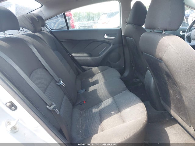 Продажа на аукционе авто 2017 Kia Forte Lx, vin: 3KPFK4A73HE085474, номер лота: 45777872